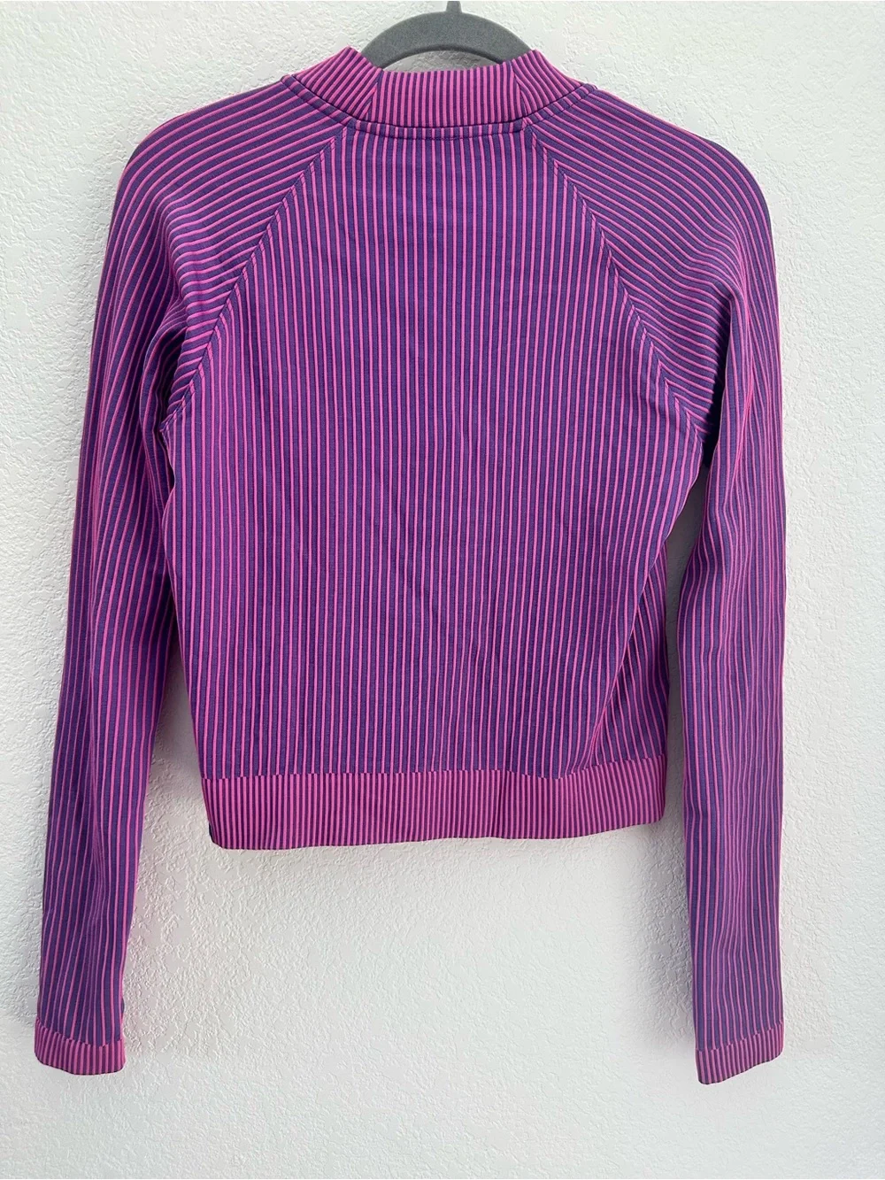 Lululemon Rest Less Cropped Half Zip Top Psychic Sonic Pink Purple Ribbed Size 2